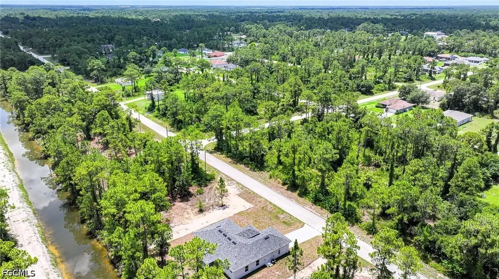 923 Binkley Street E Lehigh Acres FL 33974