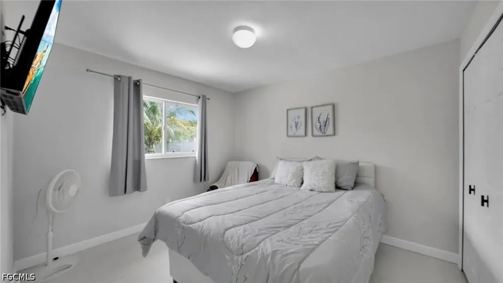 221 NE 23rd Avenue Cape Coral FL 33909