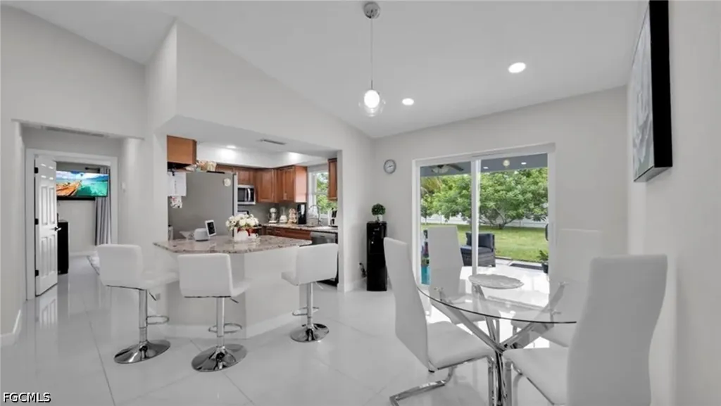 221 NE 23rd Avenue Cape Coral FL 33909
