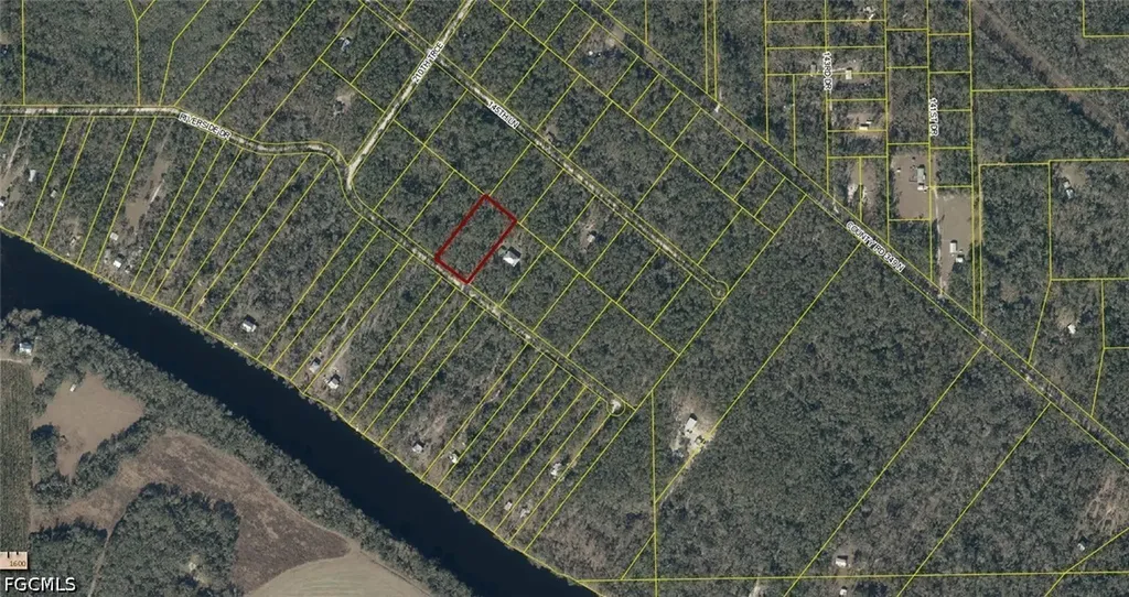 07-05-S-13E-09108-040320 Riverside Drive O Brien FL 32071