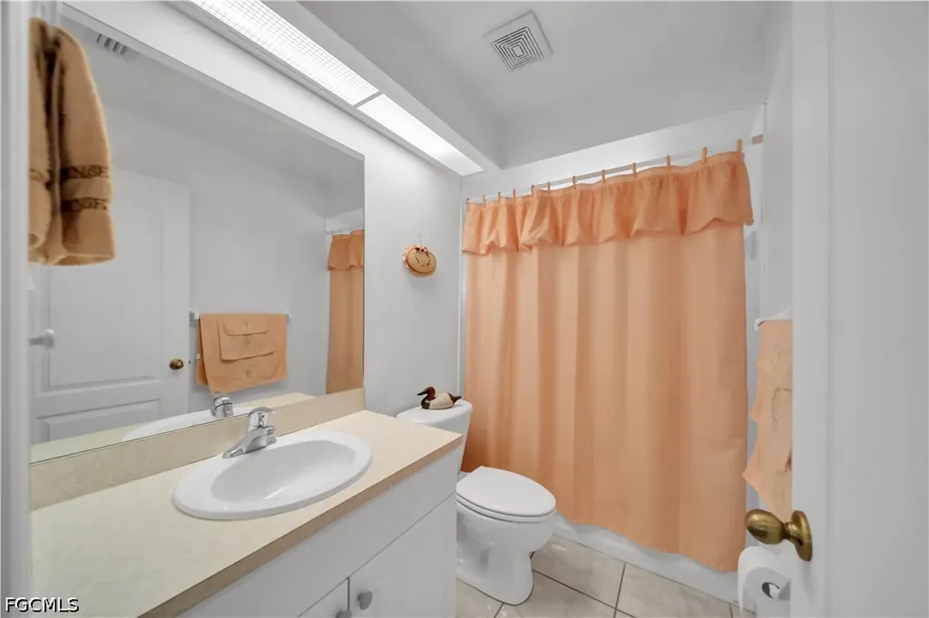 1118 SE 5th Place Cape Coral FL 33990