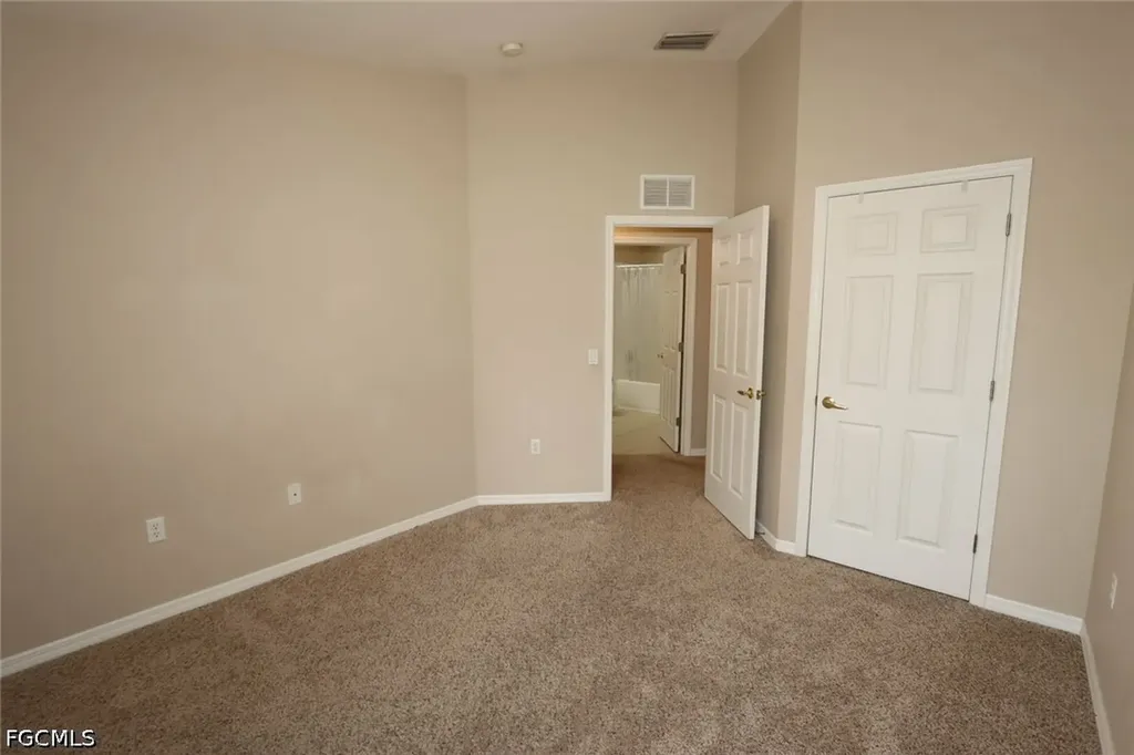 1172 Oxford Lane Naples FL 34105