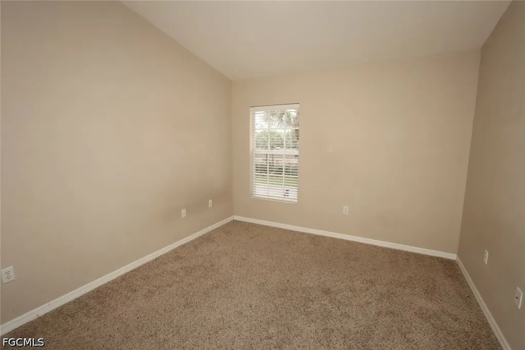1172 Oxford Lane Naples FL 34105
