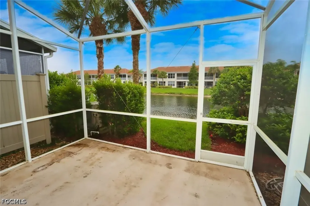 1172 Oxford Lane Naples FL 34105