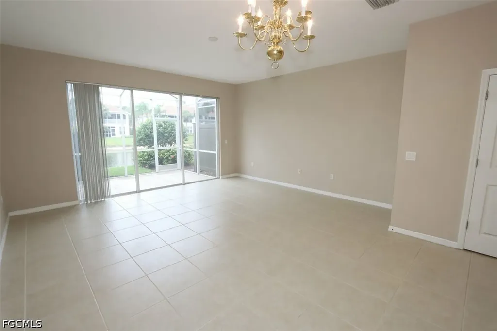 1172 Oxford Lane Naples FL 34105