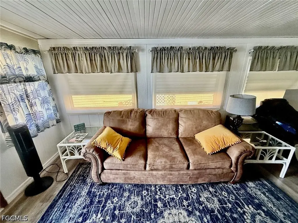 16 W Palm Circle Lake Placid FL 33852