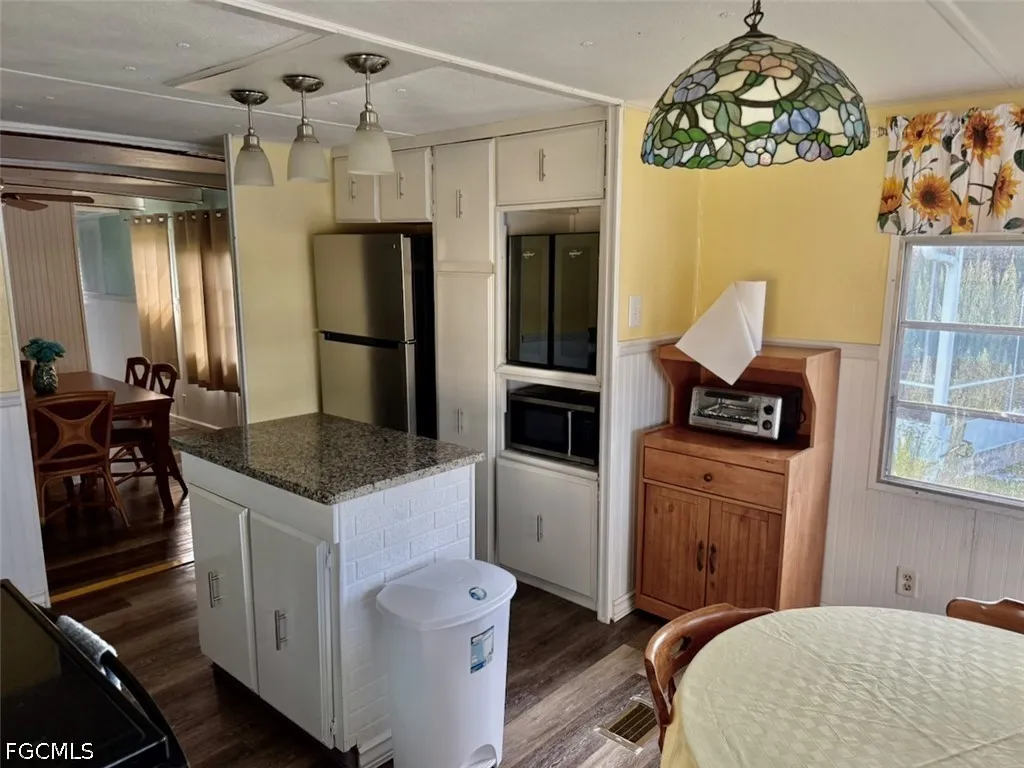 16 W Palm Circle Lake Placid FL 33852