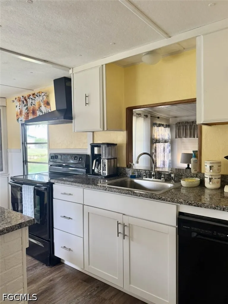 16 W Palm Circle Lake Placid FL 33852