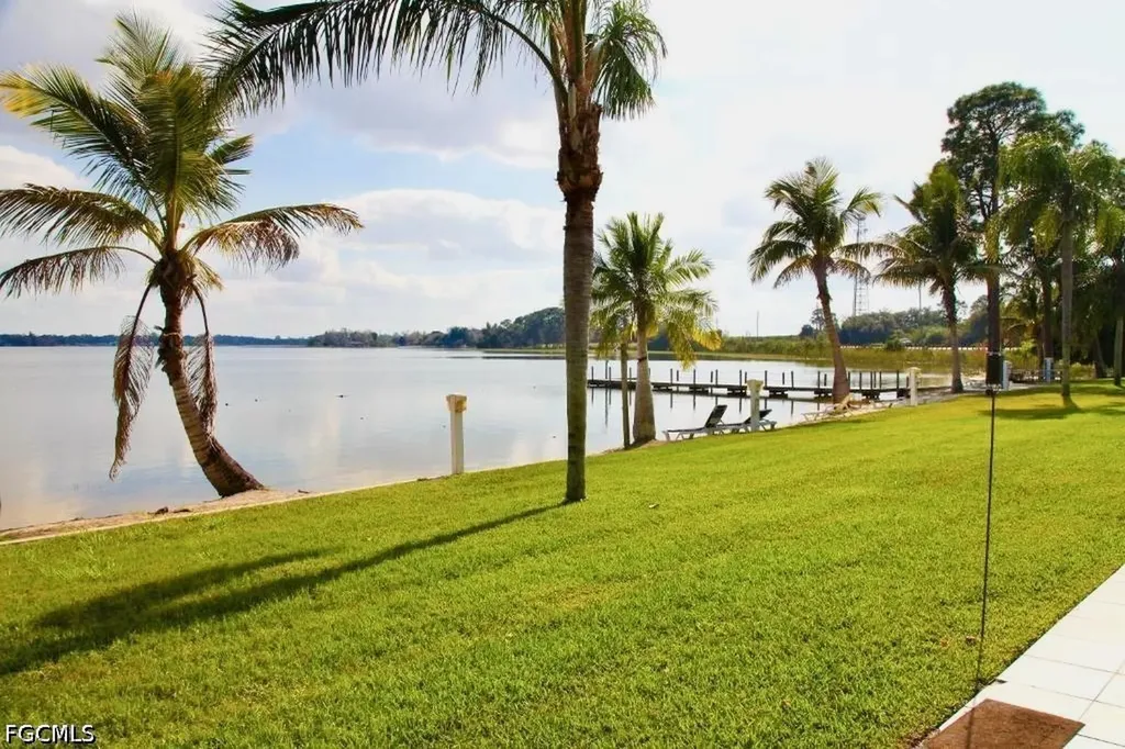 16 W Palm Circle Lake Placid FL 33852