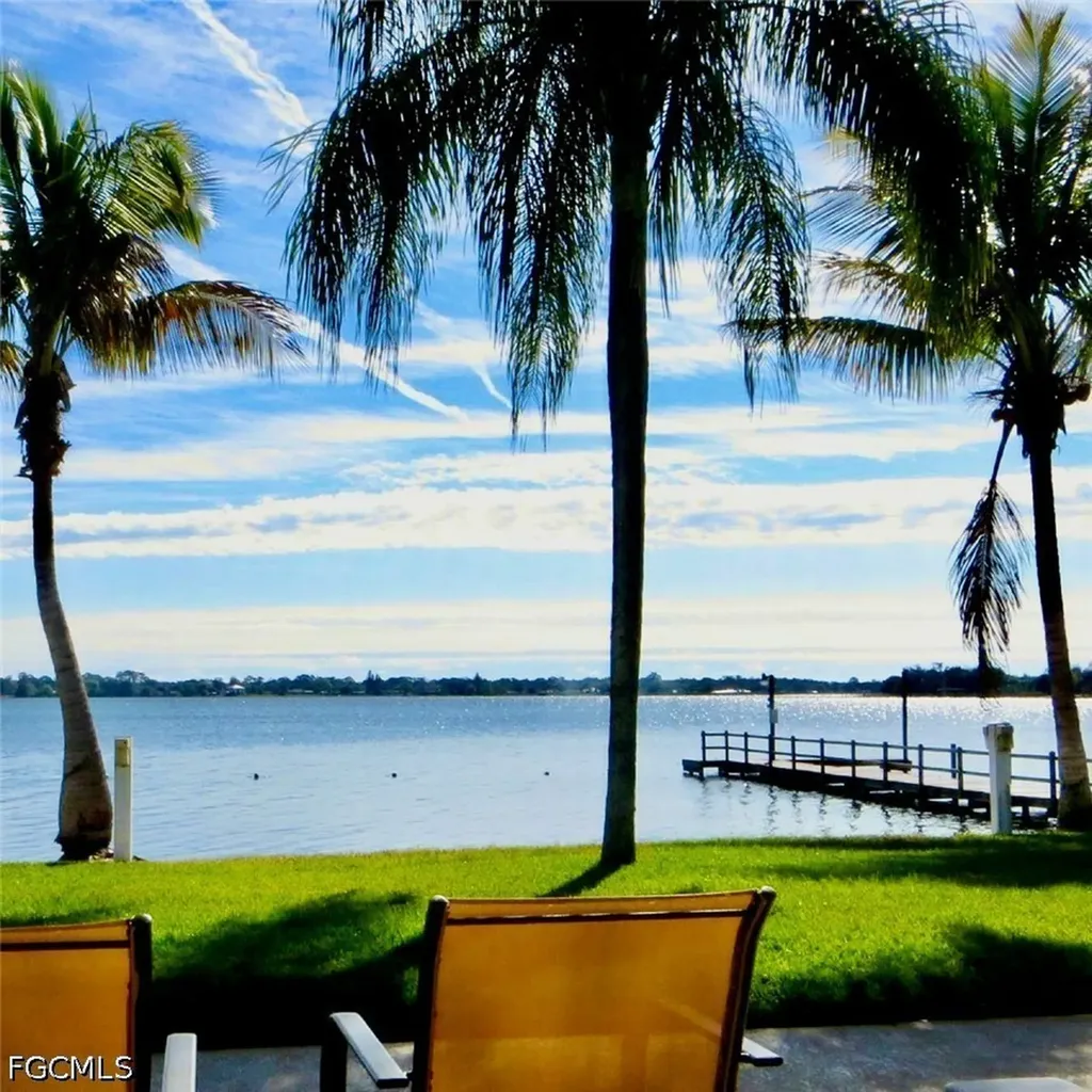 16 W Palm Circle Lake Placid FL 33852