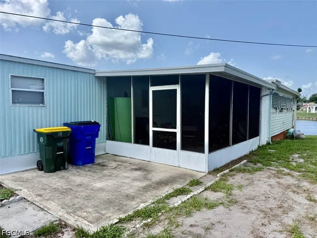 16 W Palm Circle Lake Placid FL 33852