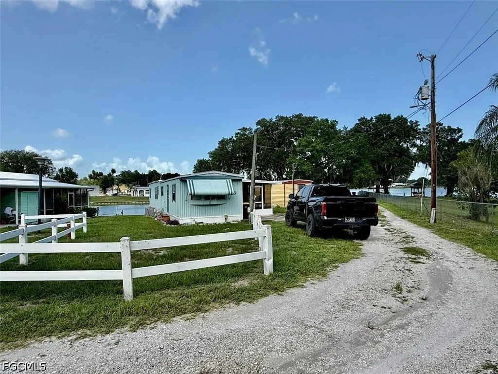 16 W Palm Circle Lake Placid FL 33852