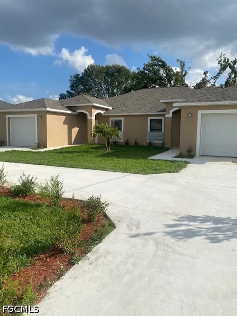 610/612 SE 13th Street Cape Coral FL 33990
