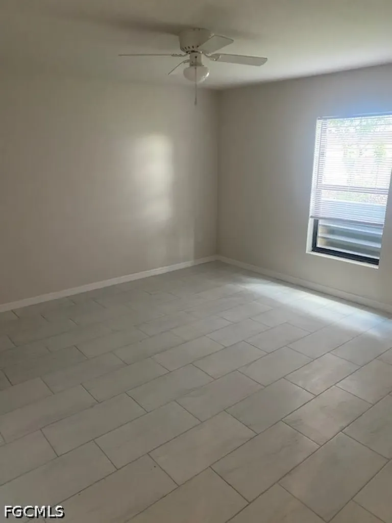 610/612 SE 13th Street Cape Coral FL 33990