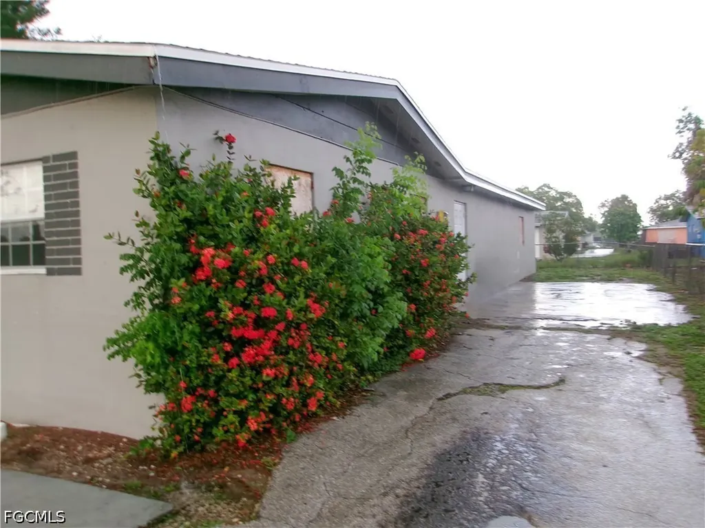 1775 N Markley Court Fort Myers FL 33916
