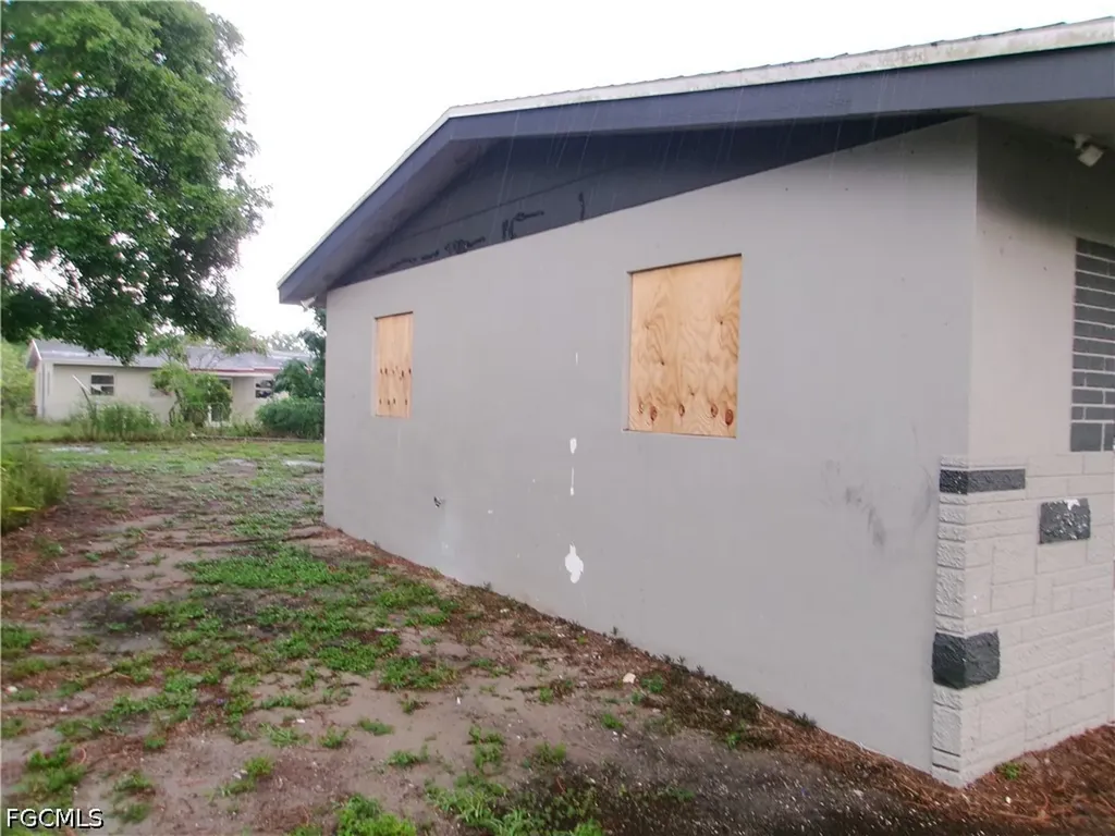 1775 N Markley Court Fort Myers FL 33916