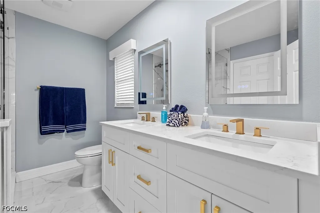 5240 SW 2nd Place Cape Coral FL 33914