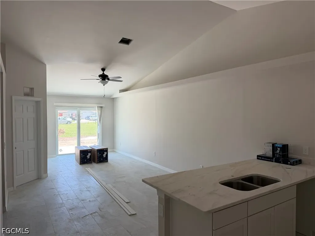 703 SE 8th Street Cape Coral FL 33990