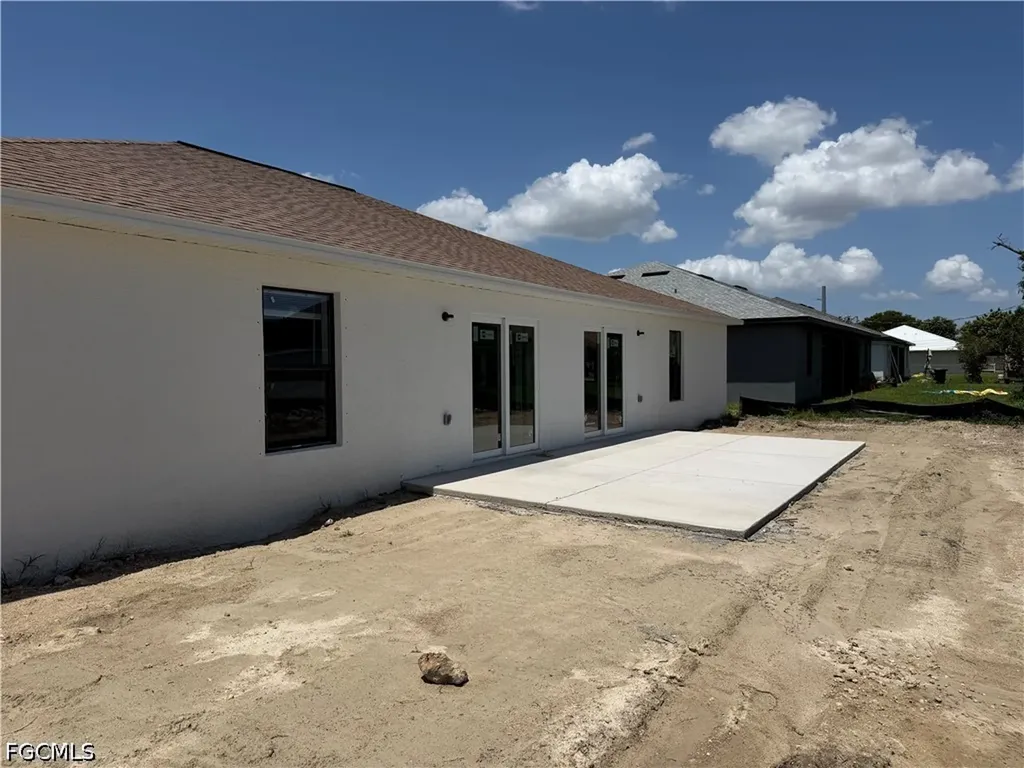703 SE 8th Street Cape Coral FL 33990