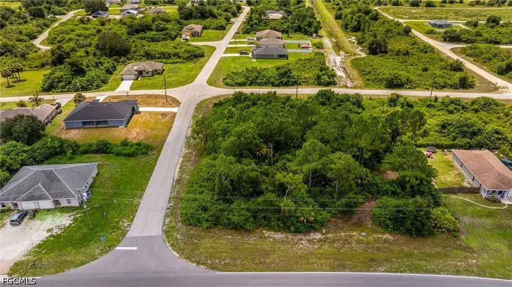 560/562 Alabama Road S Lehigh Acres FL 33974