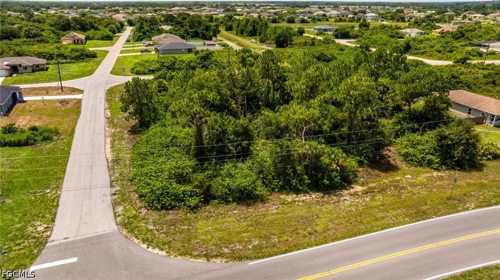 560/562 Alabama Road S Lehigh Acres FL 33974