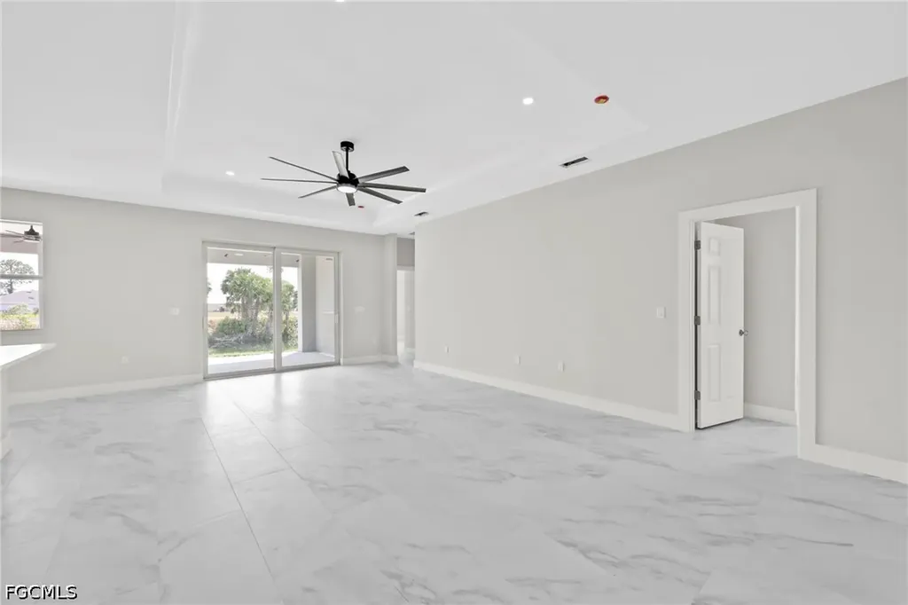 3433 NE 14th Place Cape Coral FL 33909