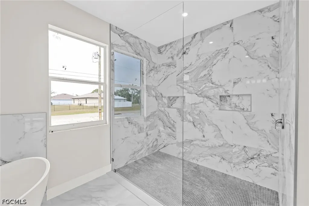 3433 NE 14th Place Cape Coral FL 33909