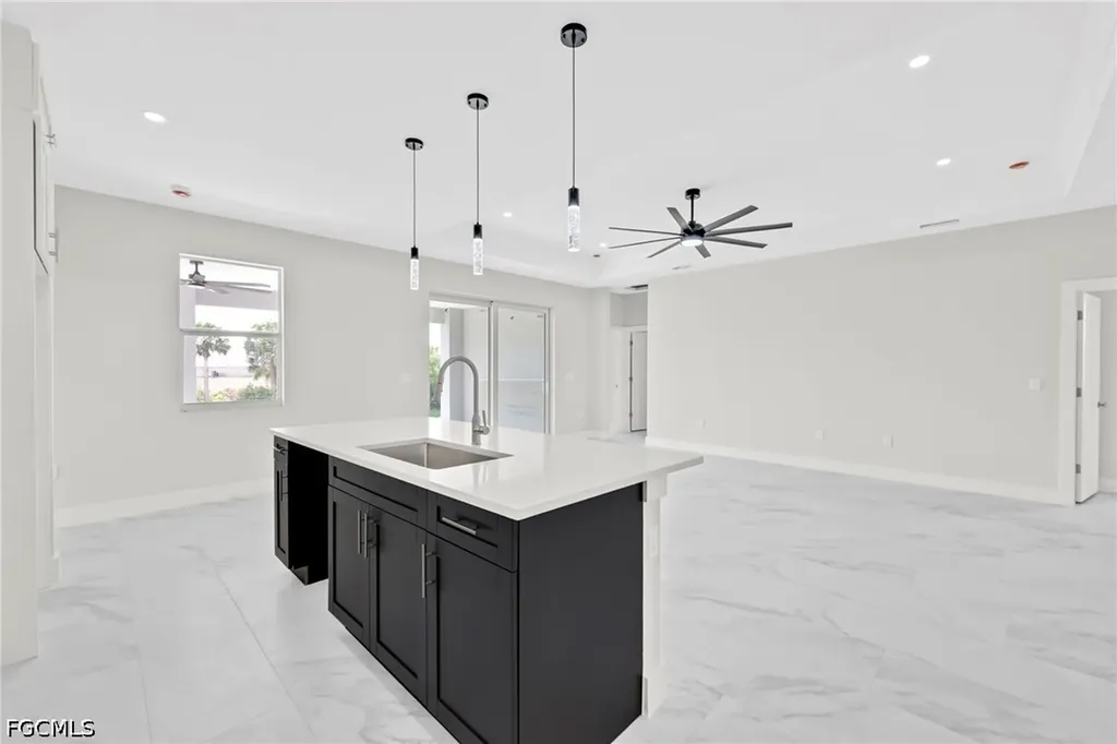 3433 NE 14th Place Cape Coral FL 33909
