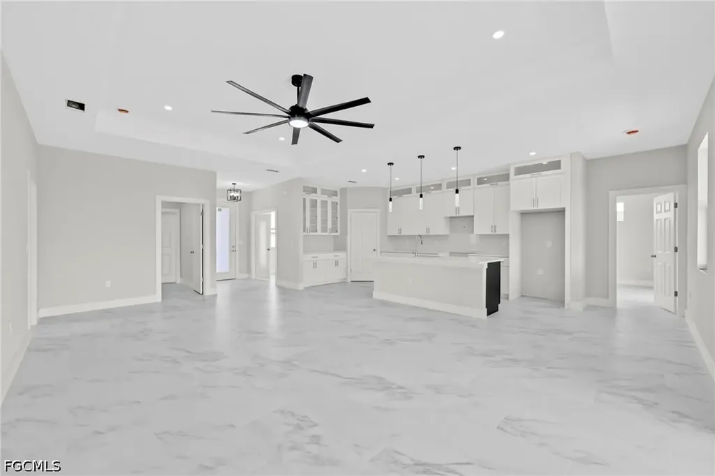 3433 NE 14th Place Cape Coral FL 33909