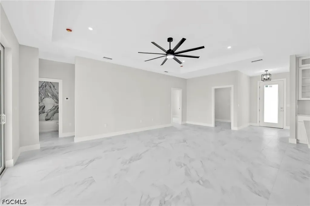 3433 NE 14th Place Cape Coral FL 33909