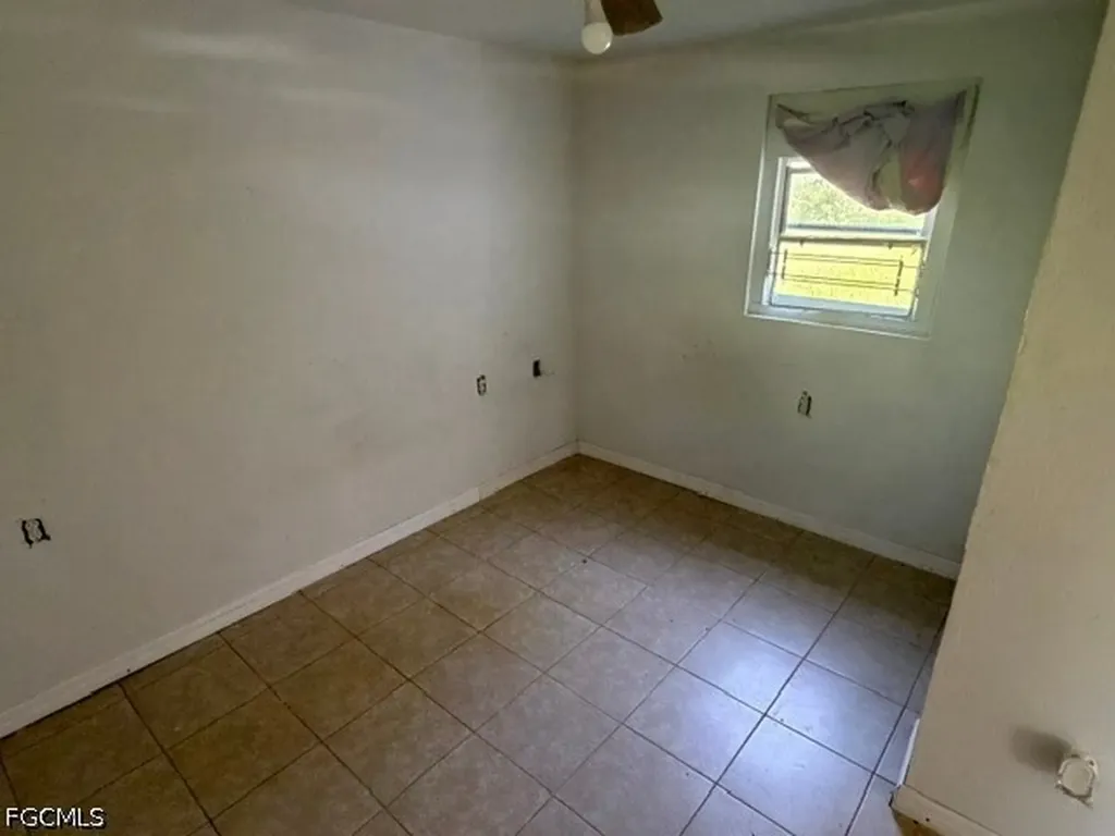 324 New York Drive Fort Myers FL 33905