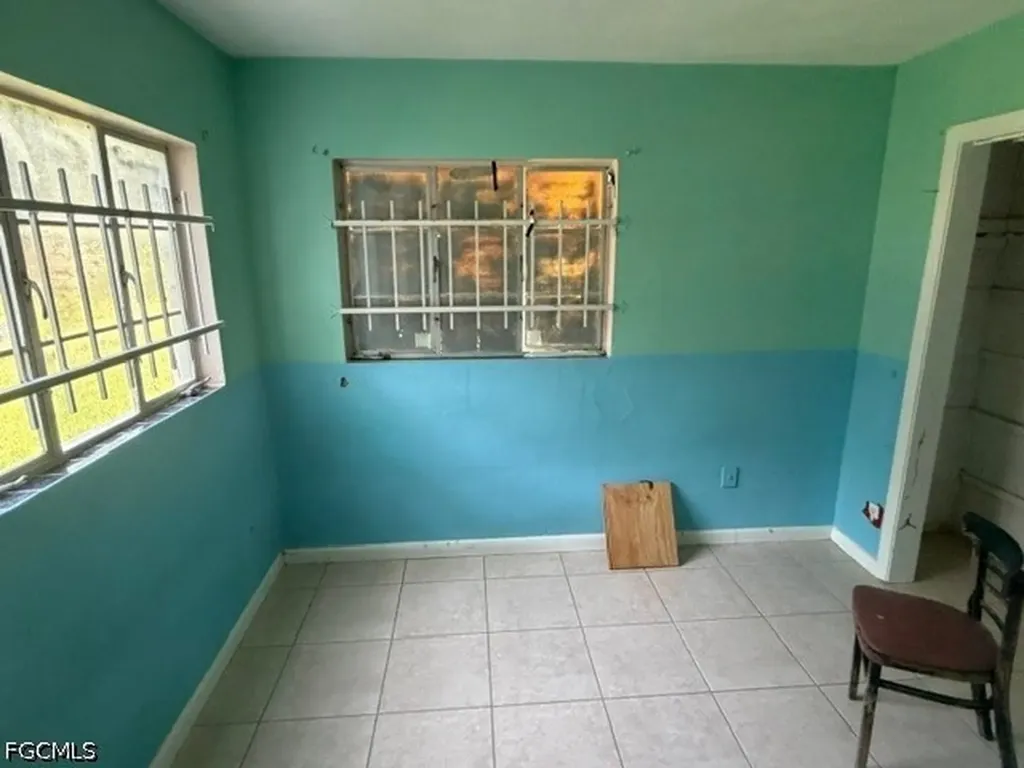 324 New York Drive Fort Myers FL 33905