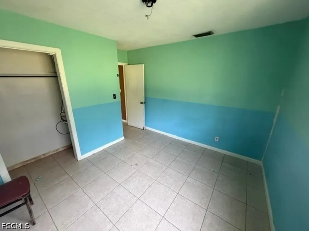 324 New York Drive Fort Myers FL 33905