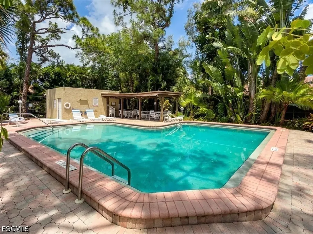 126 Pinebrook Drive Fort Myers FL 33907