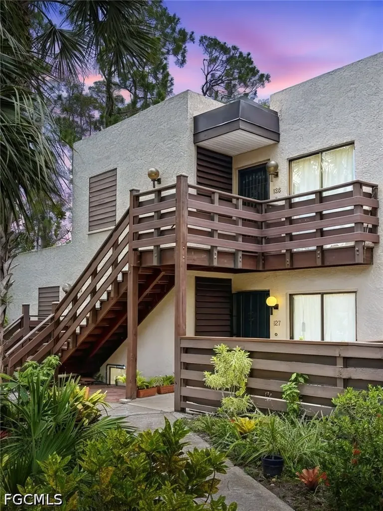 126 Pinebrook Drive Fort Myers FL 33907
