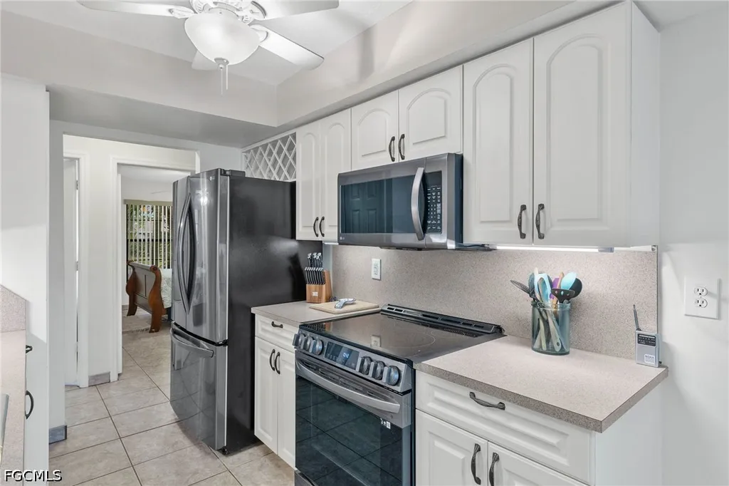 1327 SE 17th Street Cape Coral FL 33990