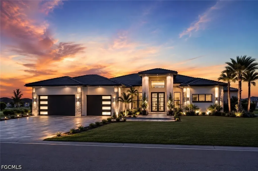 1719 NE 33rd Lane Cape Coral FL 33909