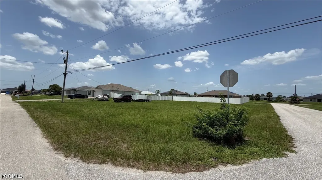 3901 NE 16th Avenue Cape Coral FL 33909