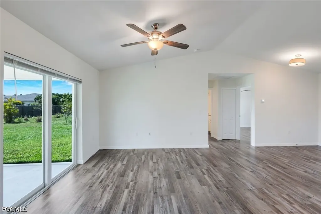 1317 NE 9th Avenue Cape Coral FL 33909