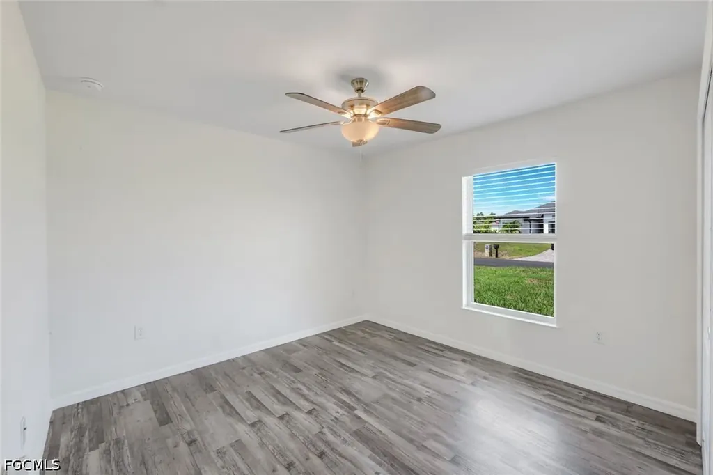 1317 NE 9th Avenue Cape Coral FL 33909