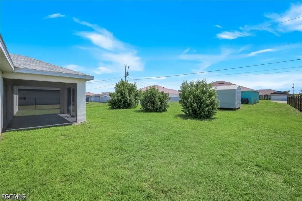 1317 NE 9th Avenue Cape Coral FL 33909