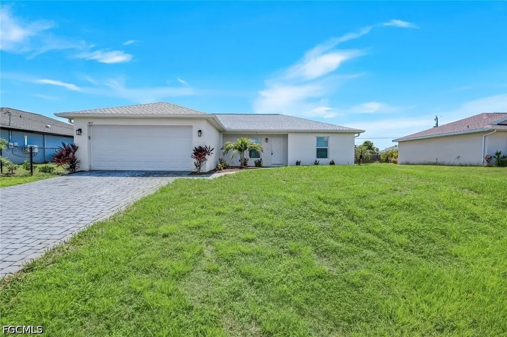 1317 NE 9th Avenue Cape Coral FL 33909