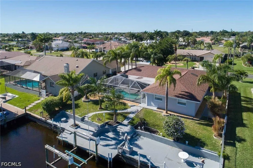 2633 SE 19th Place Cape Coral FL 33904