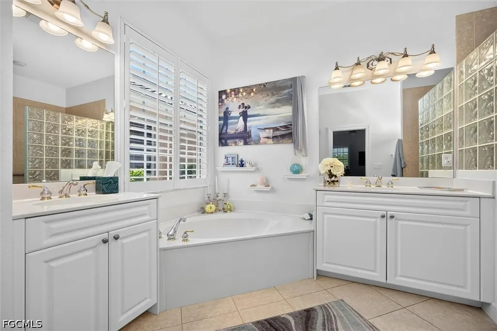 8960 Crown Bridge Way Fort Myers FL 33908