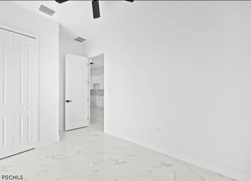 913 NE 15th Lane Cape Coral FL 33909
