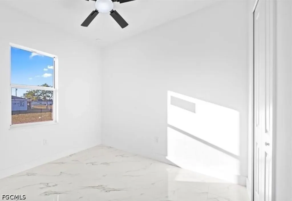 913 NE 15th Lane Cape Coral FL 33909