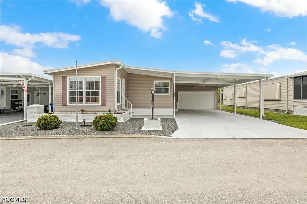 487 Jacklin Lane North Fort Myers FL 33903