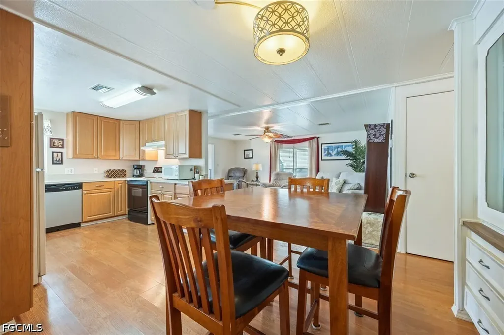 487 Jacklin Lane North Fort Myers FL 33903