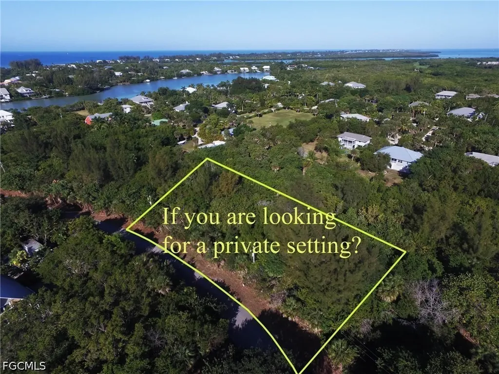 6095 Dinkins Lake Road Sanibel FL 33957