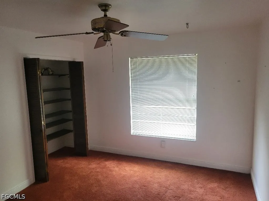 1030 SE 17th Place Cape Coral FL 33990